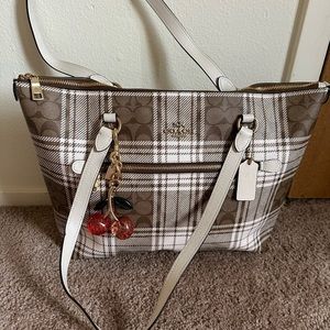 Coach Plaid tote
